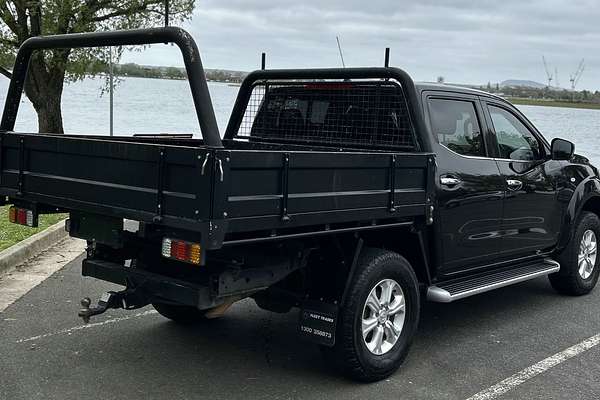 2019 Nissan Navara ST D23 Series 3 4X4
