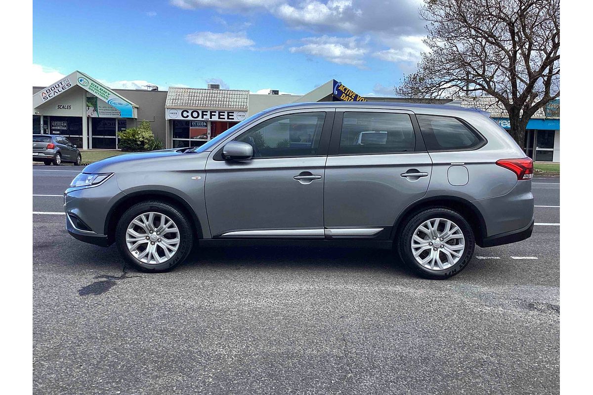 2021 Mitsubishi Outlander ES ZL