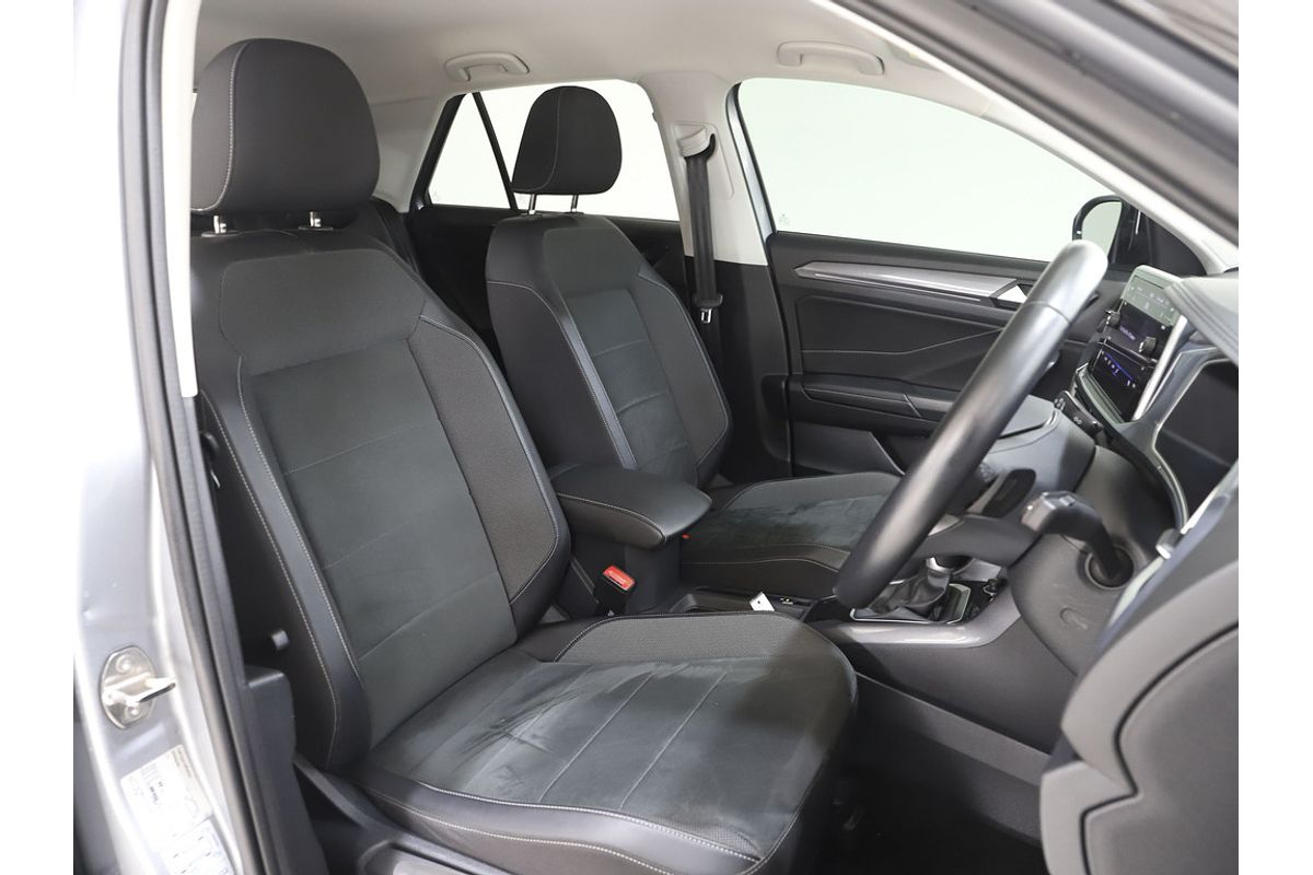 2022 Volkswagen T-Roc 110TSI Style D11
