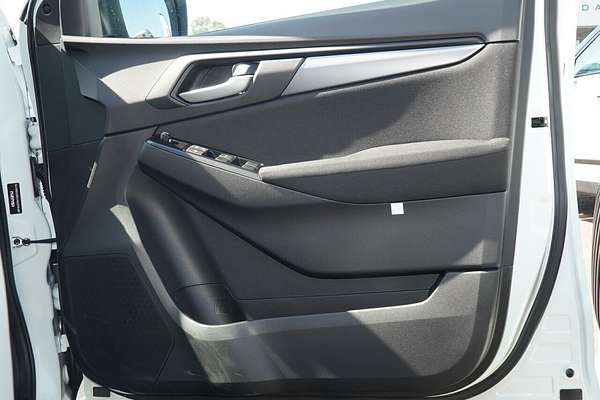 2025 Isuzu MU-X LS-M