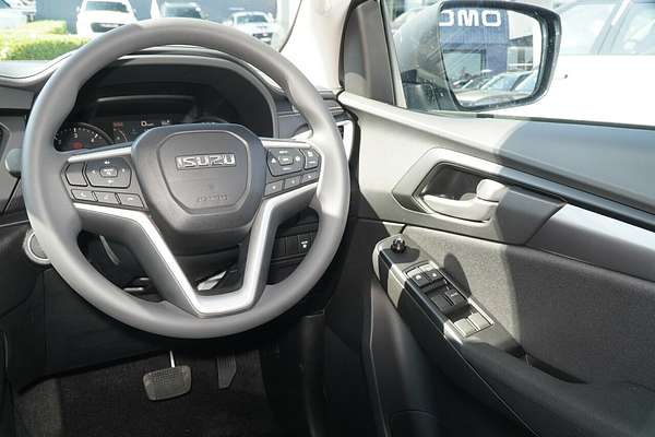 2025 Isuzu MU-X LS-M