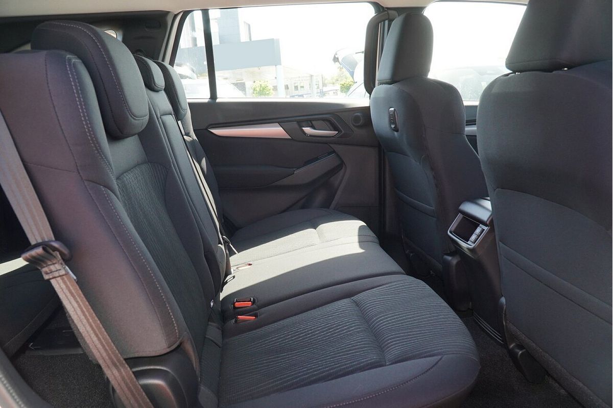 2025 Isuzu MU-X LS-M