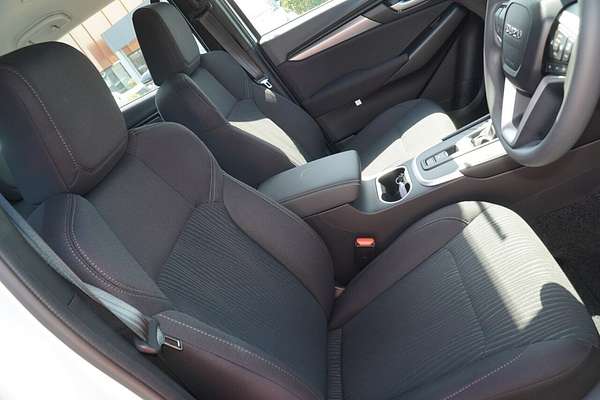 2025 Isuzu MU-X LS-M