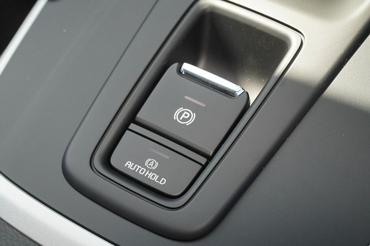 2025 Isuzu MU-X LS-M