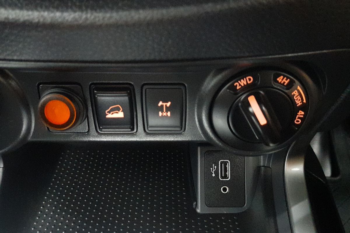 2021 Nissan Navara SL D23 4X4