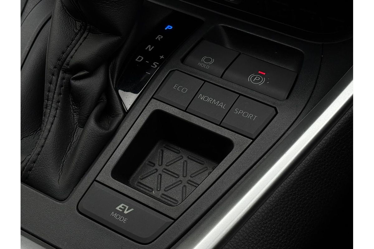 2021 Toyota RAV4 GXL AXAH52R