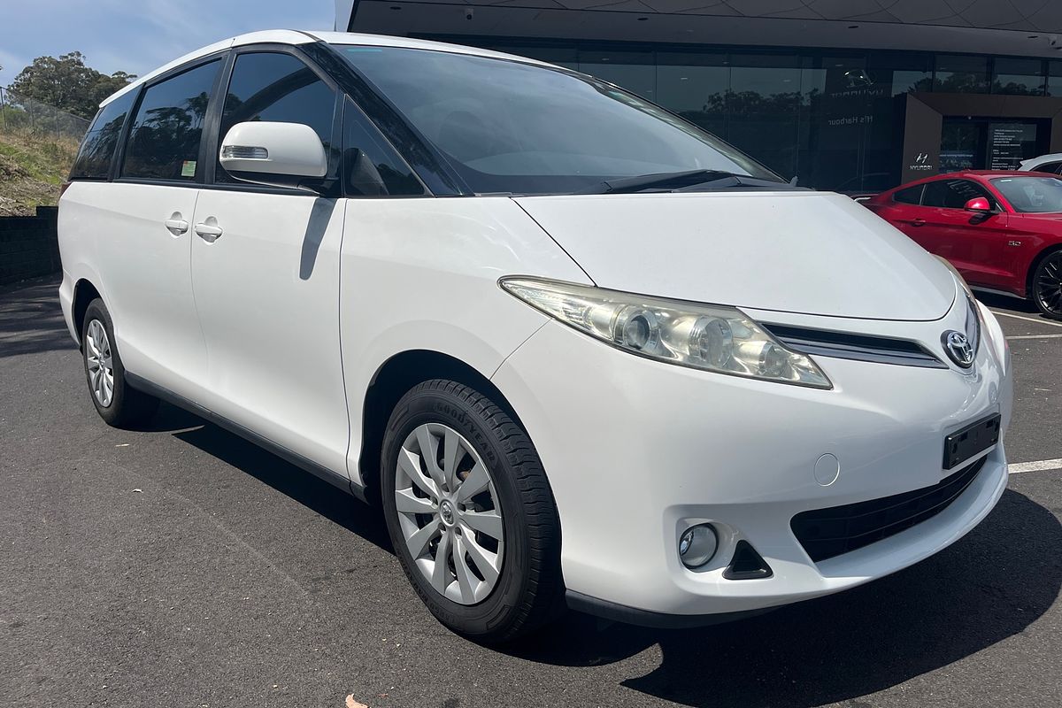 2017 Toyota Tarago GLi ACR50R
