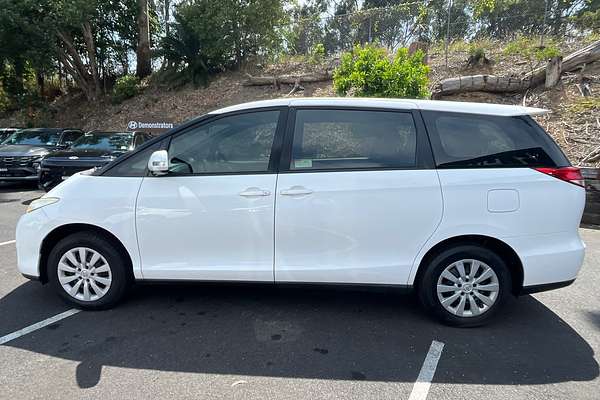 2017 Toyota Tarago GLi ACR50R