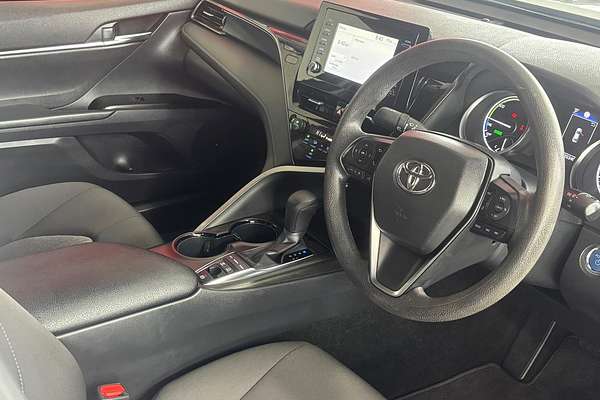 2024 Toyota Camry Ascent AXVH70R