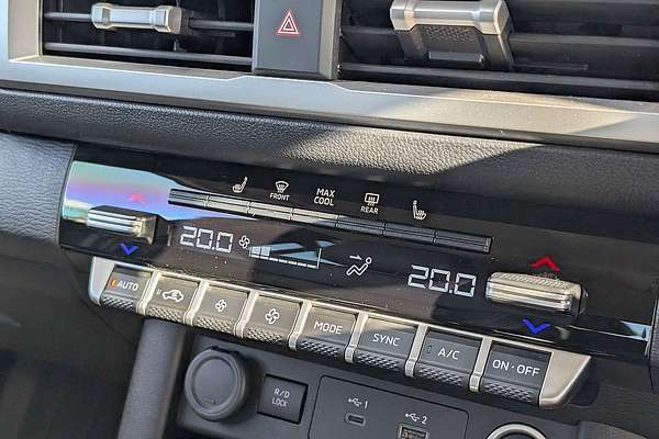 2024 Mitsubishi Triton GLS MV 4X4