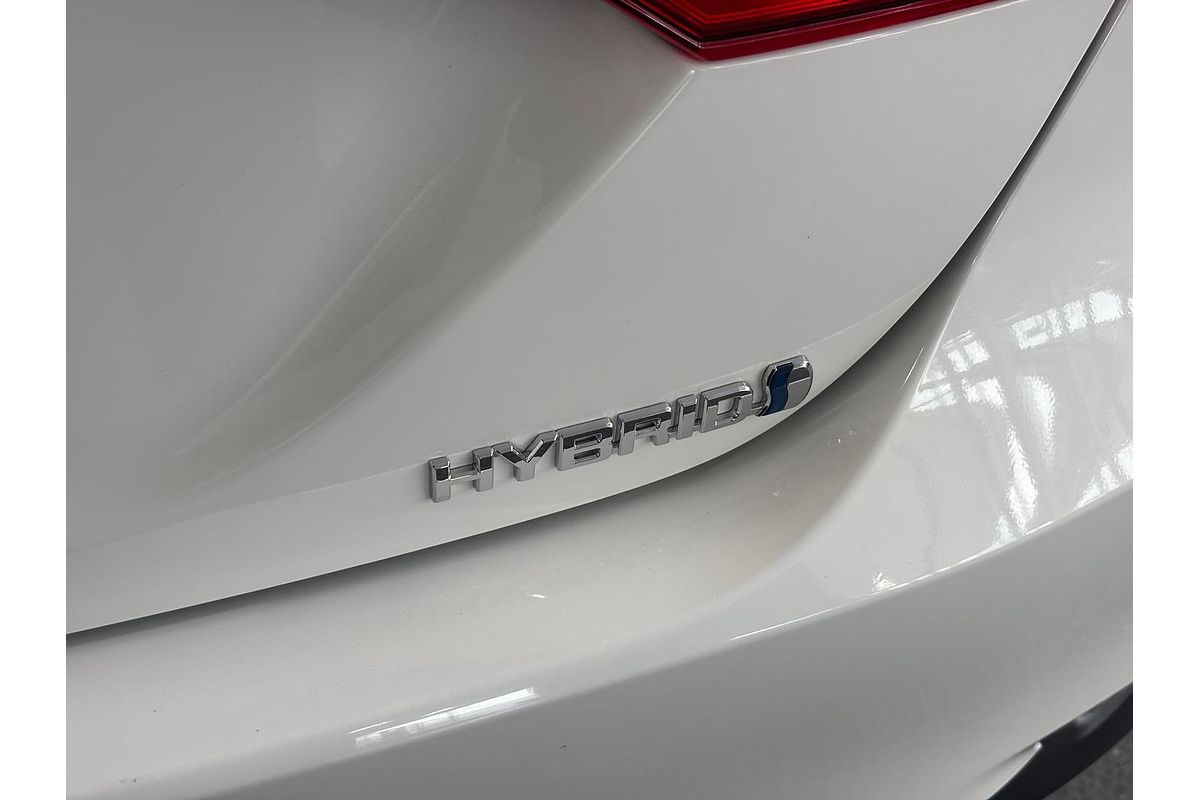 2024 Toyota Camry Ascent AXVH70R