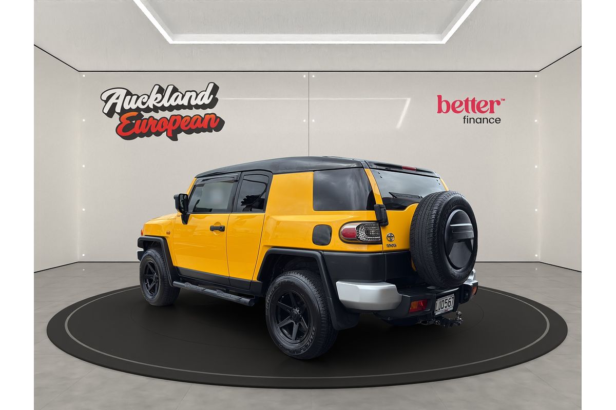 2011 Toyota FJ Cruiser CRUISER