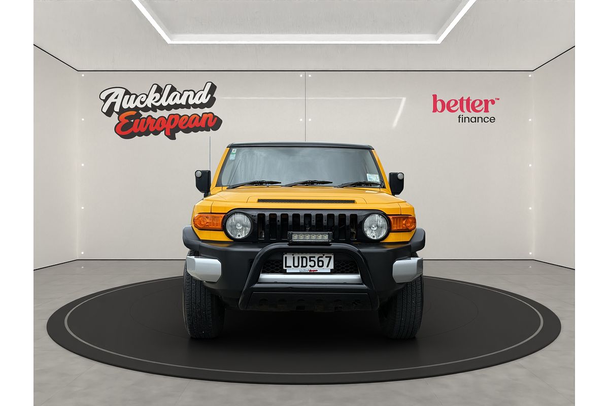 2011 Toyota FJ Cruiser CRUISER