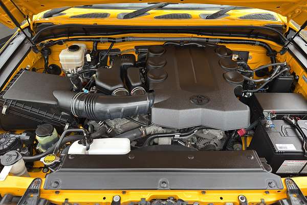 2011 Toyota FJ Cruiser CRUISER