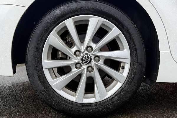 2021 Toyota Camry Ascent Sport AXVH70R