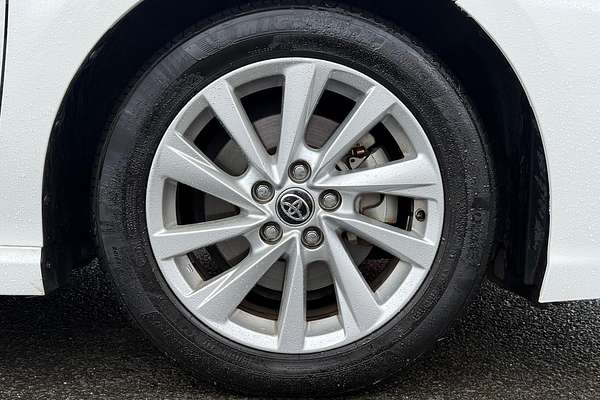 2021 Toyota Camry Ascent Sport AXVH70R