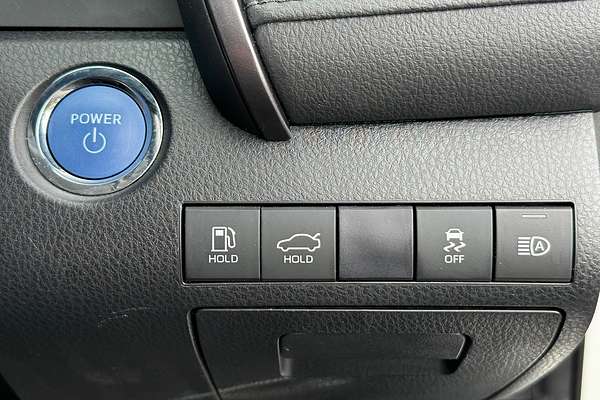 2021 Toyota Camry Ascent Sport AXVH70R
