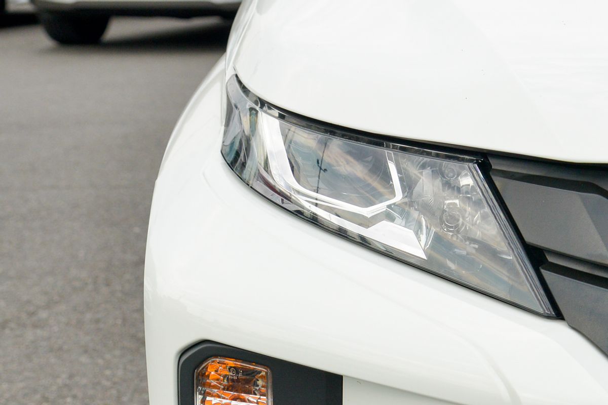 2022 Mitsubishi Triton GLX MR 4X4