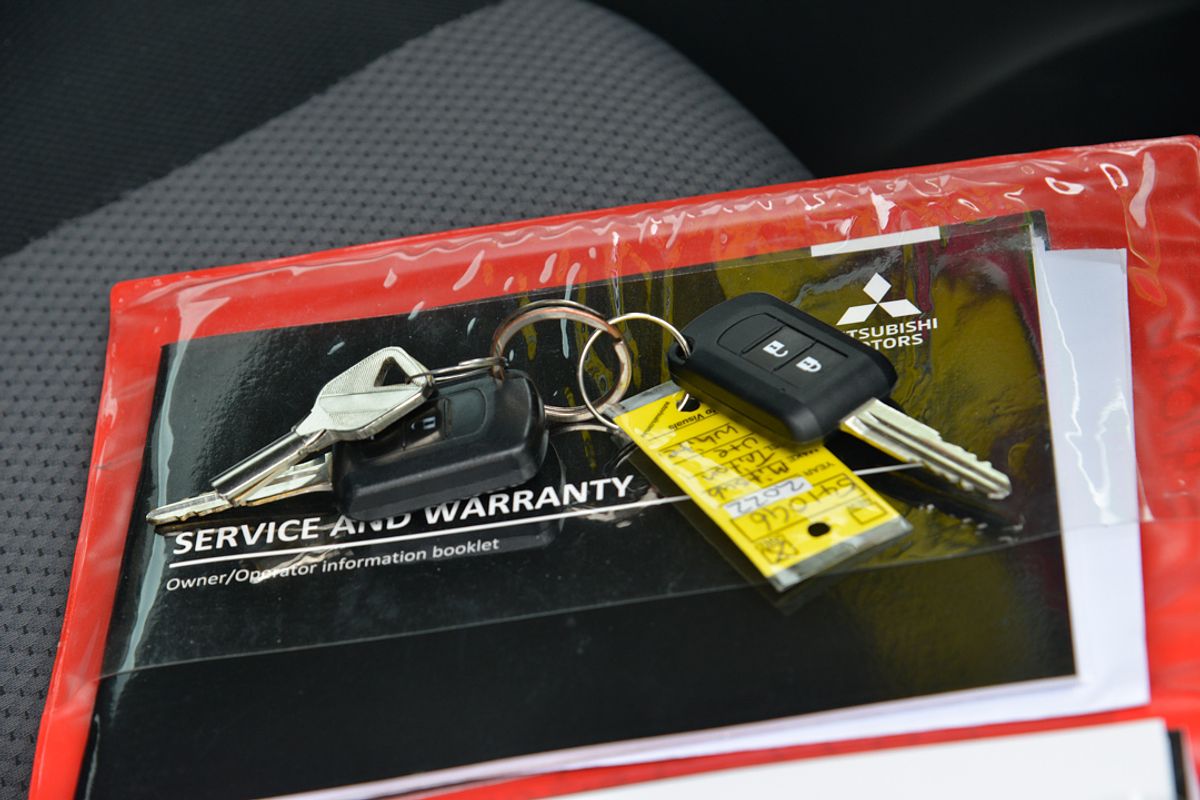 2022 Mitsubishi Triton GLX MR 4X4