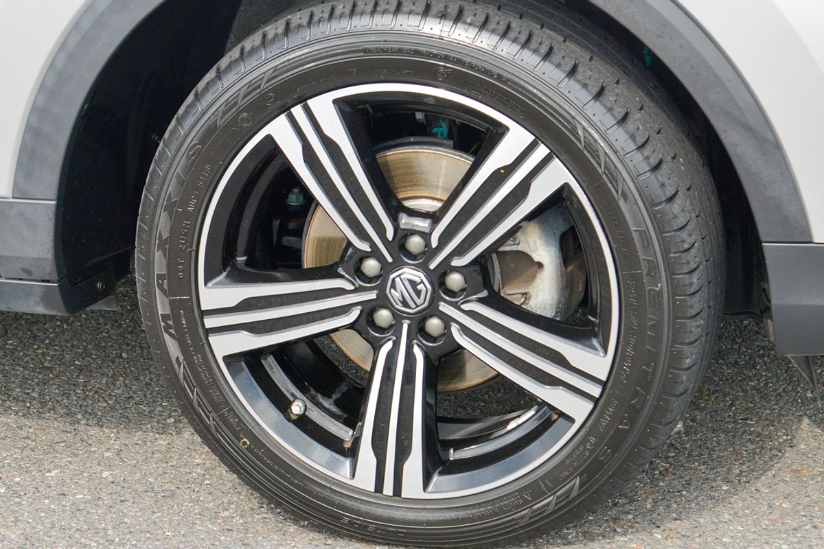 2019 MG ZS Essence AZS1