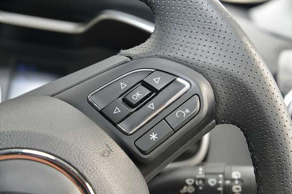 2019 MG ZS Essence AZS1