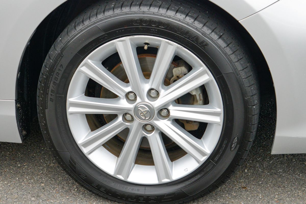 2016 Toyota Camry Atara S ASV50R