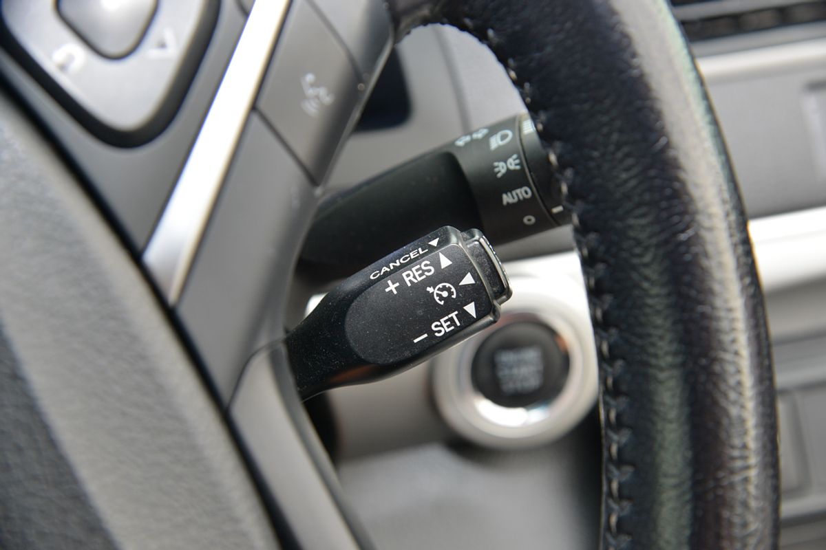 2016 Toyota Camry Atara S ASV50R