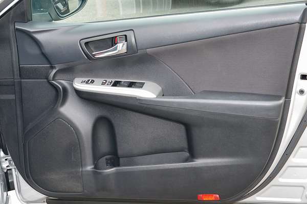 2016 Toyota Camry Atara S ASV50R