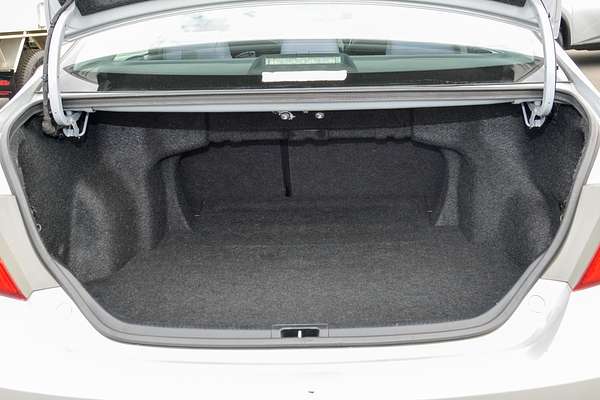 2016 Toyota Camry Atara S ASV50R