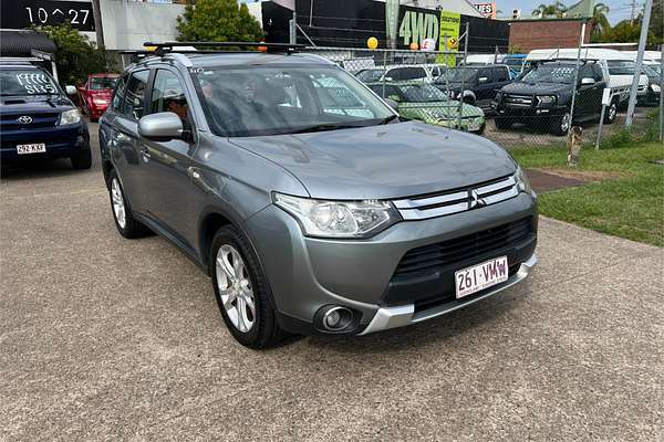 2015 Mitsubishi Outlander ES ZJ