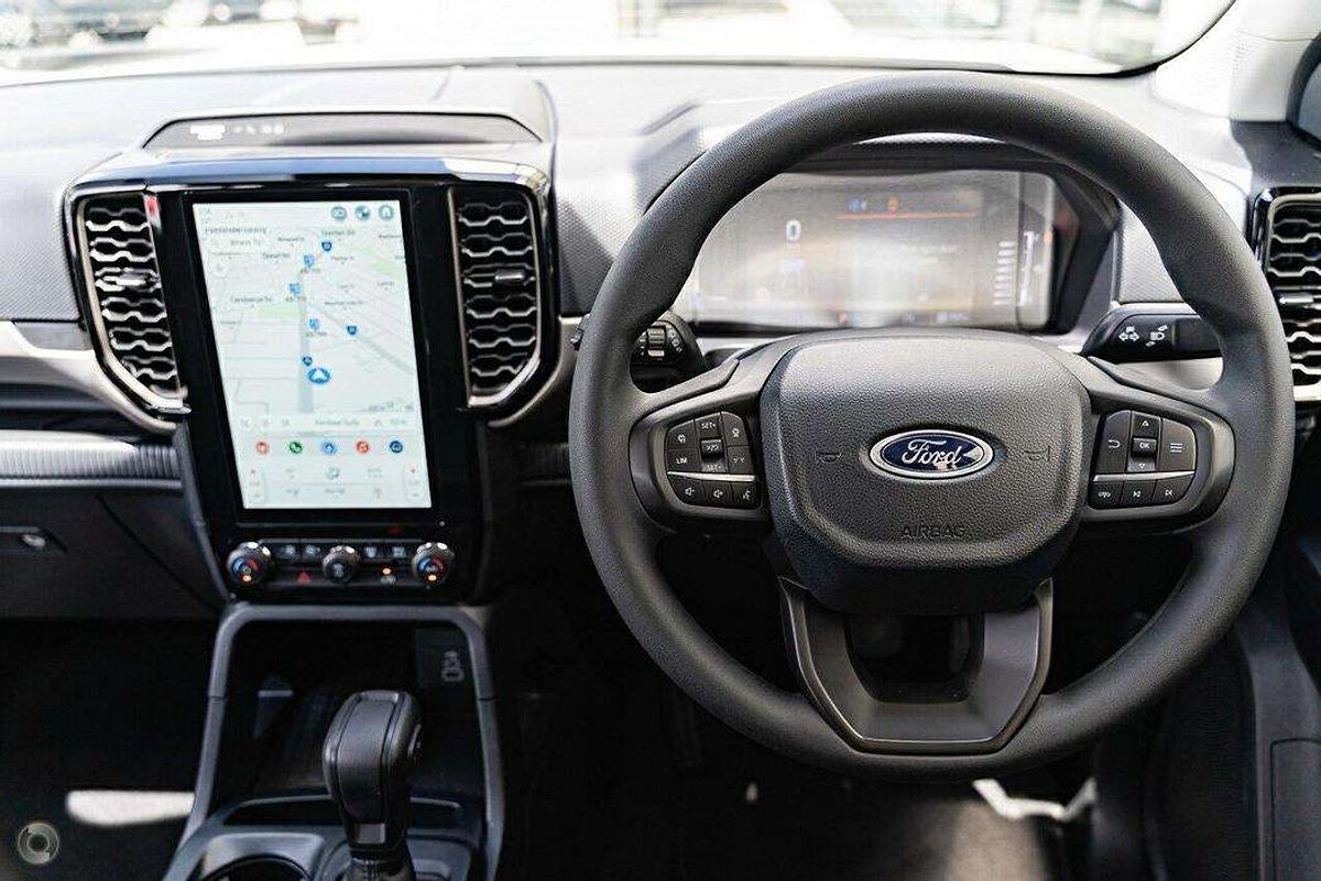 2024 Ford Everest Ambiente 2.0L