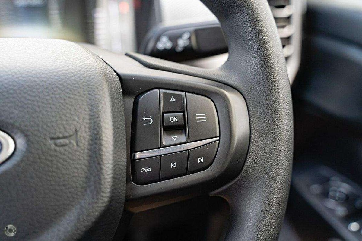 2024 Ford Everest Ambiente 2.0L