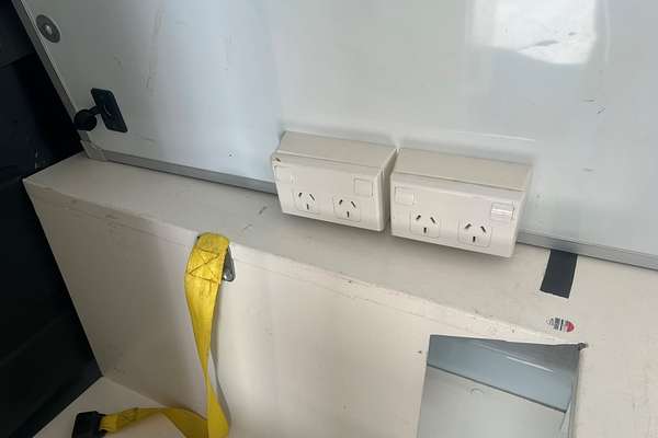 2008 Mercedes-Benz Sprinter 515CDI NCV3 LWB