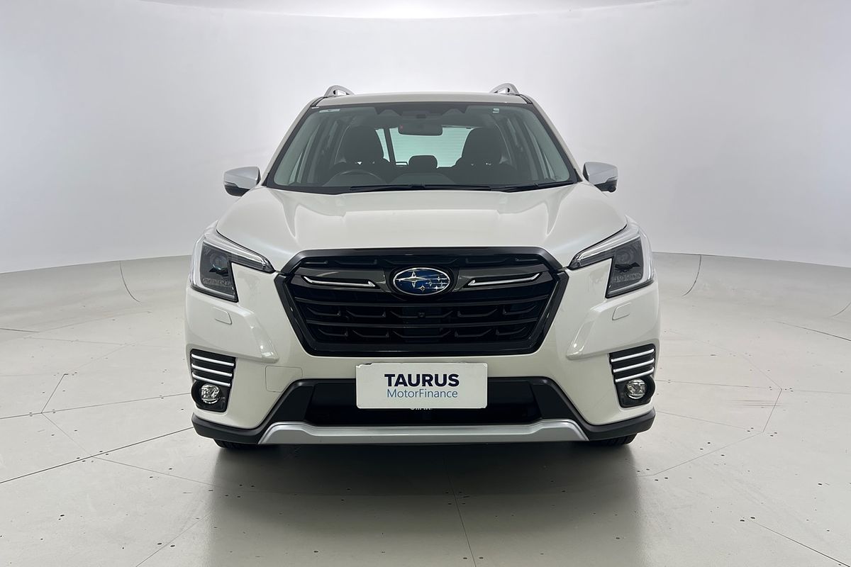 2022 Subaru Forester Hybrid L S5