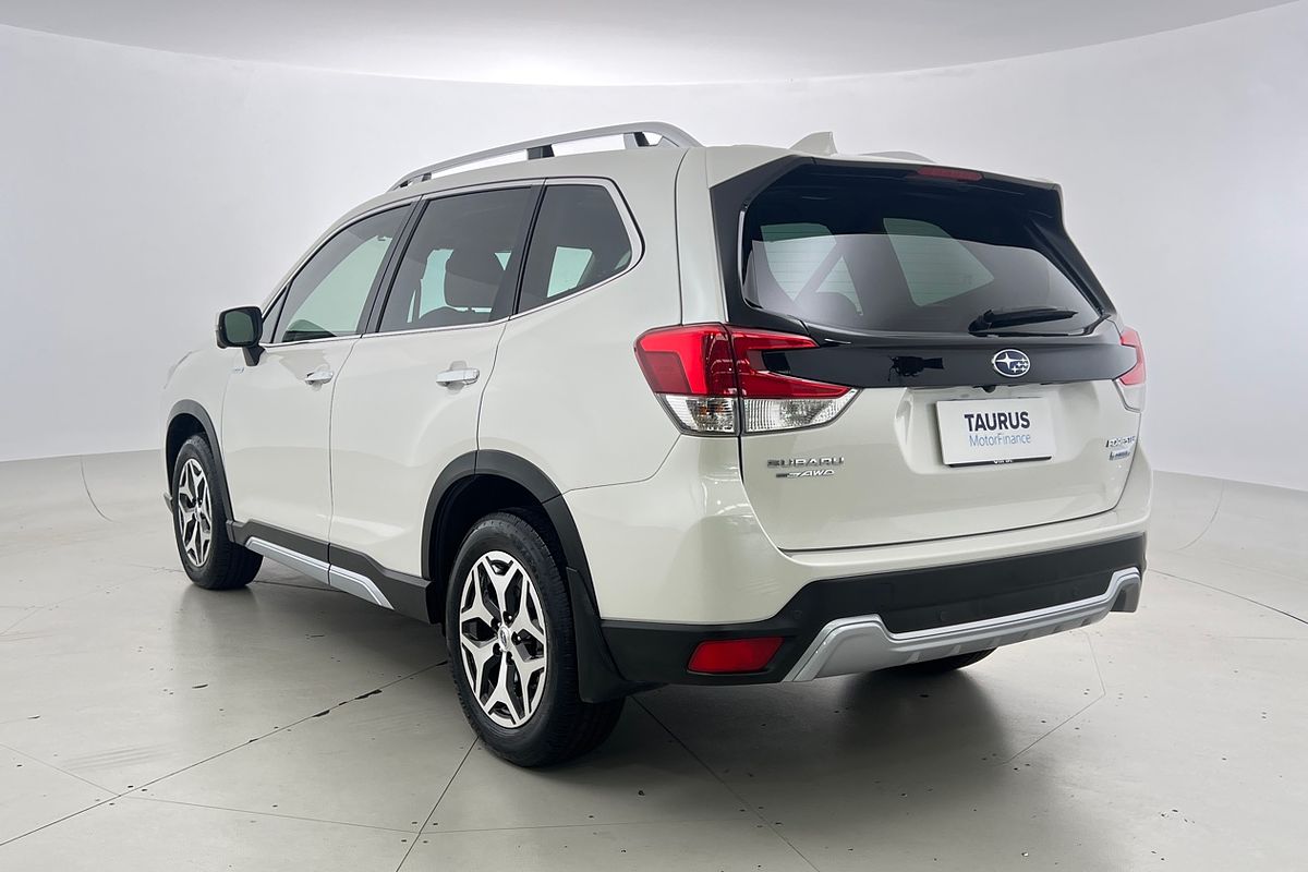2022 Subaru Forester Hybrid L S5