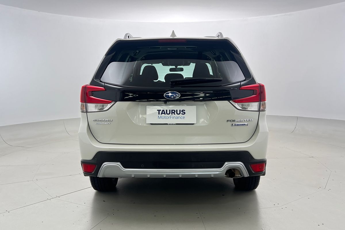 2022 Subaru Forester Hybrid L S5