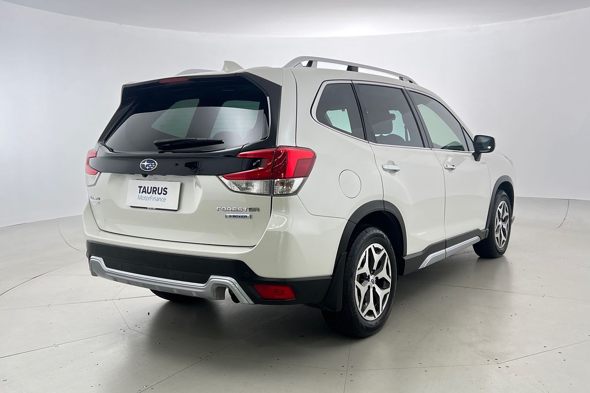 2022 Subaru Forester Hybrid L S5