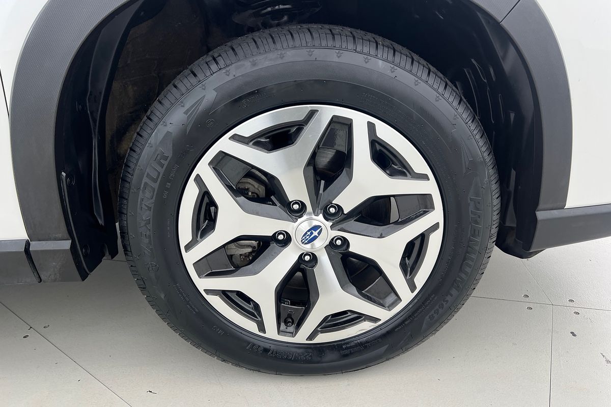 2022 Subaru Forester Hybrid L S5