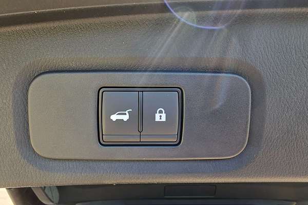 2024 Nissan QASHQAI Ti-L J12