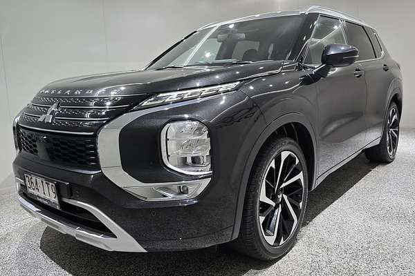 2023 Mitsubishi Outlander Exceed Tourer ZM