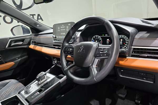 2023 Mitsubishi Outlander Exceed Tourer ZM