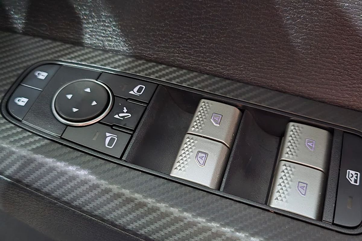 2023 Mitsubishi Outlander Exceed Tourer ZM