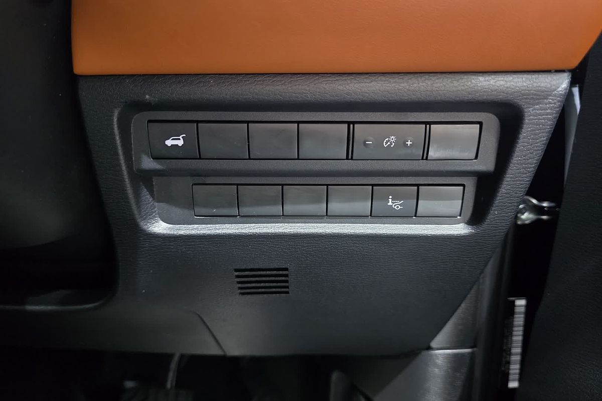 2023 Mitsubishi Outlander Exceed Tourer ZM