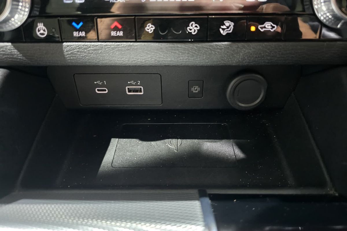 2023 Mitsubishi Outlander Exceed Tourer ZM