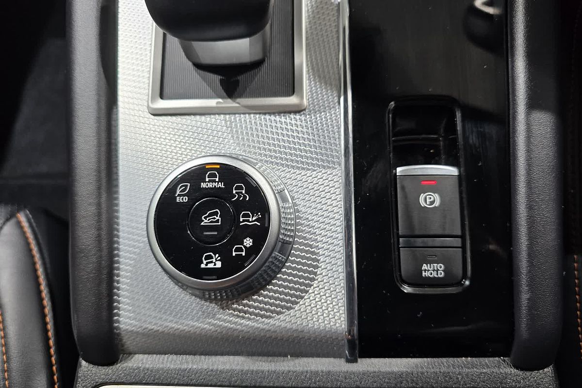 2023 Mitsubishi Outlander Exceed Tourer ZM