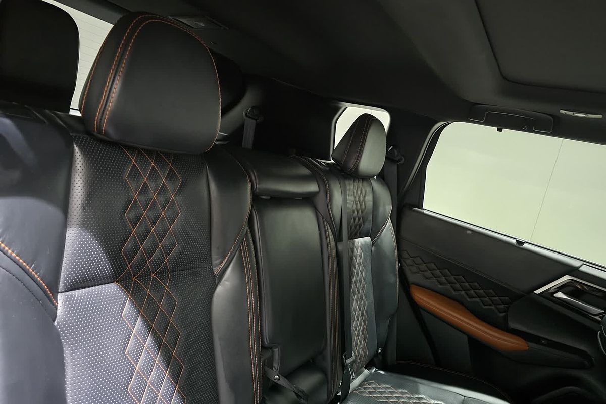 2023 Mitsubishi Outlander Exceed Tourer ZM