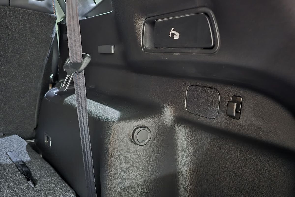 2023 Mitsubishi Outlander Exceed Tourer ZM