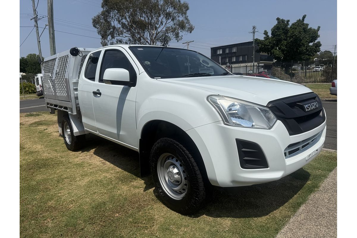 2017 Isuzu D-MAX SX High Ride Rear Wheel Drive