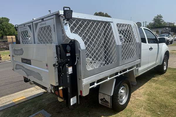 2017 Isuzu D-MAX SX High Ride Rear Wheel Drive