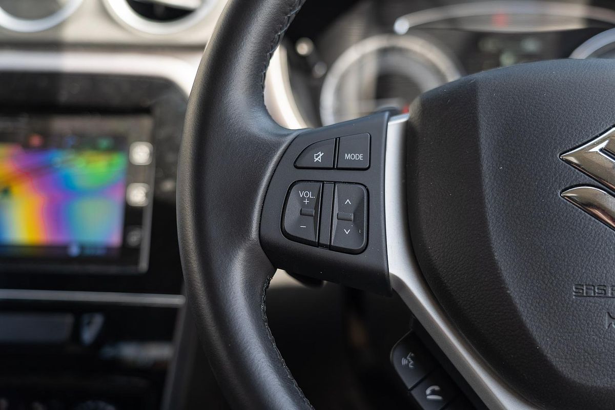 2023 Suzuki Vitara Limited Edition LY Series II